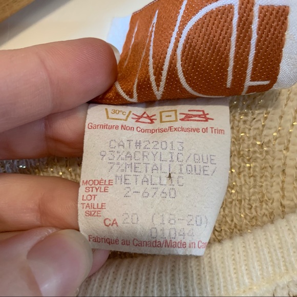 Image | Vintage Knit Sweater - Picture 13 of 13